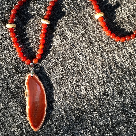 Natural Stone Agate ~ Beaded Necklace - Picture 3 of 8